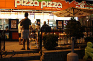 Pizza Pizza Niagara Falls inside