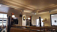 Cafe de la gare inside