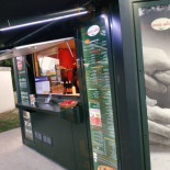 Le Kiosque A Pizzas food