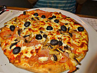 La Pizzetta food