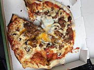 Allo Pizza Du Clocher food