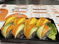 Ra’pide Burger Sushi food