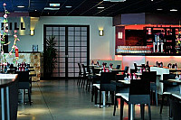 O Zen La Valentine inside