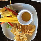 Kub Khao Thai Eatery food