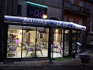 Le Quartier Gourmand inside