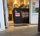 Pizza Club inside