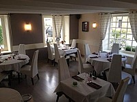 Restaurant de la Marne inside