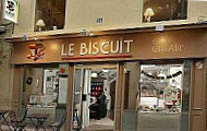 Le Biscuit Cafe Creatif inside