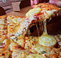 Domino's Pizza Dol-de-bretagne food