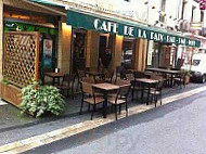 Cafe De La Paix inside