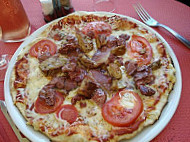 Pizzeria Creperie Des Moulins Aizenay food