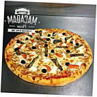 Macadam Pizza food