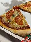 La Cabane à Pizza food