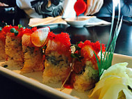 Denji Sushi food