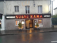Sushi Rama outside