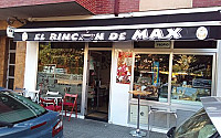 El Rincon De Max outside