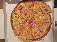 REDSTAR PIZZA food