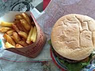 Le Calmos Burger Chic food