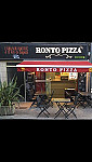 Ronto Pizza inside