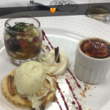 Le Café De La Place food