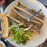 Château De La Tour food