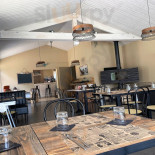 Les Berges D'ayron Dentro