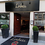 Lorbass Lounge outside