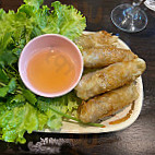 Lao Douang Chan food