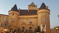 Les Raviolis du Chateau inside