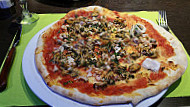 Pizza Flora food