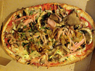 Pizza La Regina food