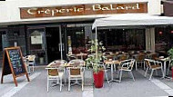 Creperie Balard outside