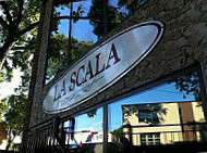 Cafe La Scala inside