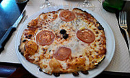 Pizzeria Fiorentina food