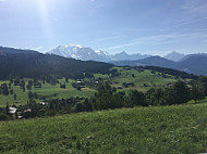 La Ferme Les Montagnards food