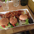Mini Burger Club food