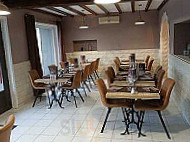 Le Chardonnay À l'intérieur