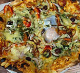 Vallaury Pizza food