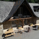 Auberge De La Fosse Arthour Dentro