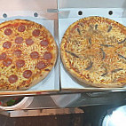 Stefanos Pizzeria food