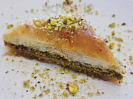Le Gourmet Libanais food