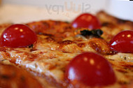 Pizza Socca Le Victoria food