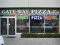 Gateway Pizza & Pasta outside