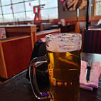 Red Robin Gourmet Burgers And Brews food