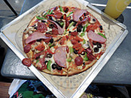 Pieology Pizzeria food