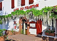 Restaurant du Fronton outside