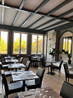 Hotel Restaurant Domaine De La Courbe food