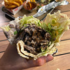 Shawarma Huset food