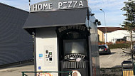 Kiosque Home Pizza outside