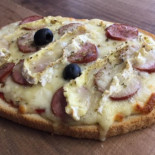 Tic Tac Pizzas à Emporter Camion Pizzas food